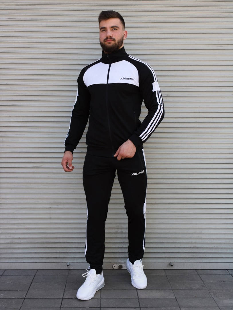 

Мужской спортивный костюм Adidas