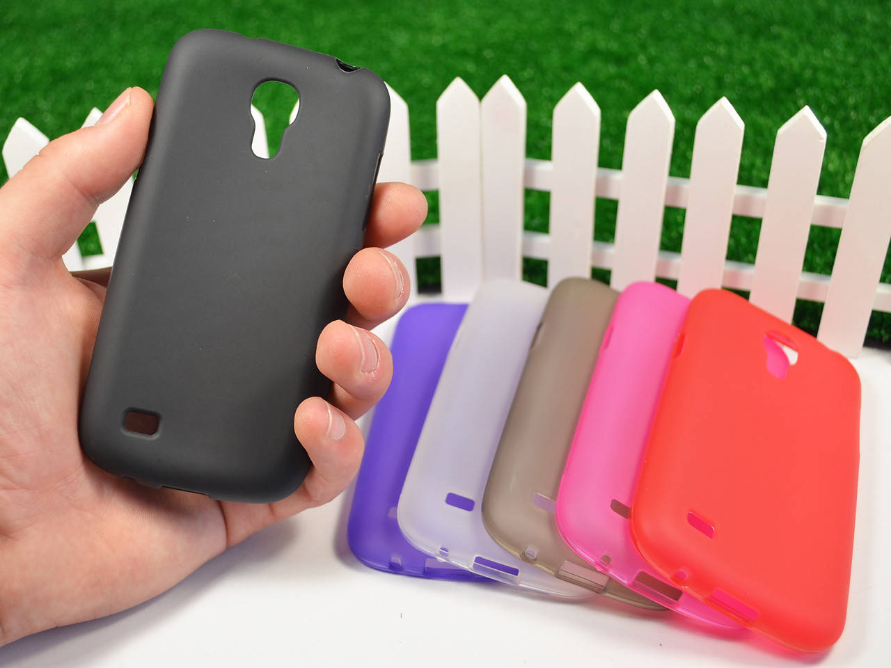 

Силиконовый TPU чехол для Samsung Galaxy S4 Mini i9190 / i9195