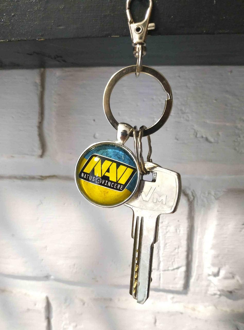 

Брелок Counter-Strike CS:GO "Natus Vincere"