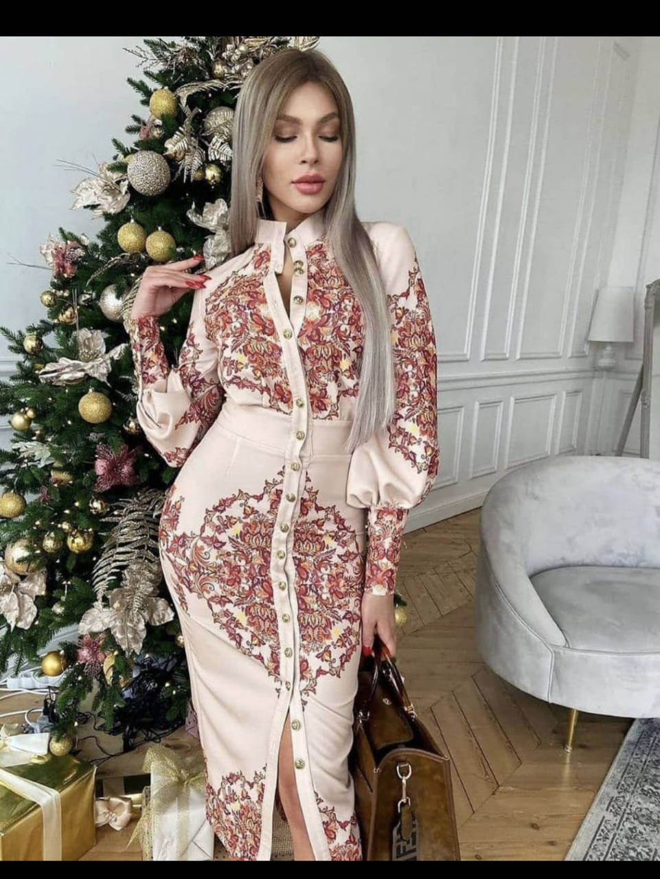 

Красивое нарядное платье на женщин