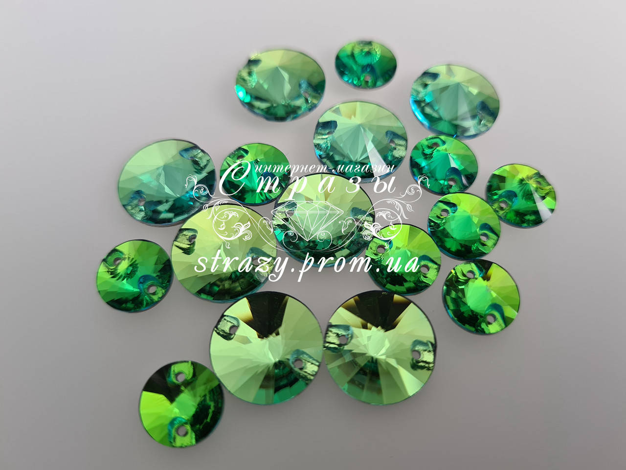 

Стразы пришивные Lux Круги 14мм. Peridot