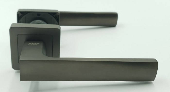 

Ручка на квадратной розетке TRION LIBERA AL-AL MBN (GRAFIT)