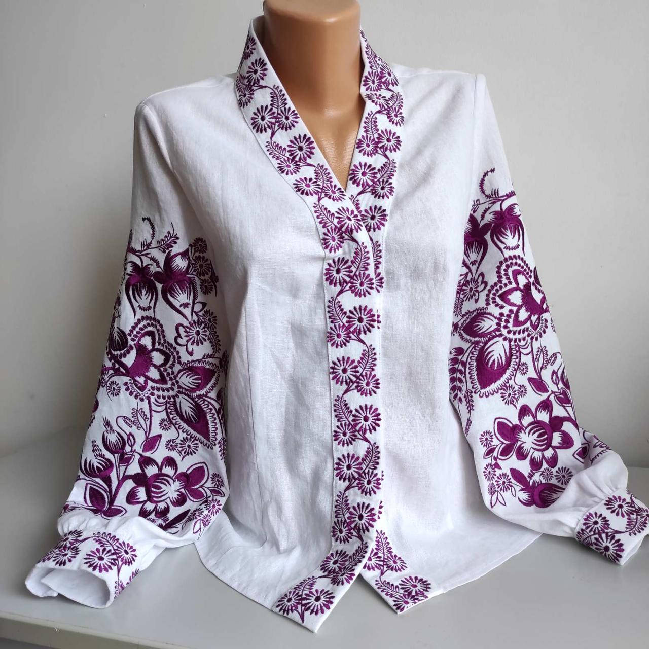 

Вишита блуза