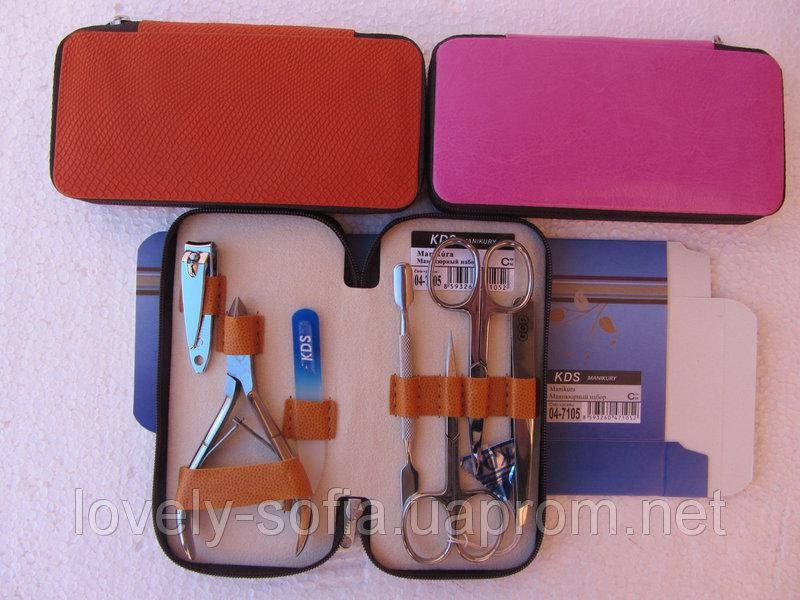 

Маникюрный набор KDS с цветным инструментом (7 предметов)