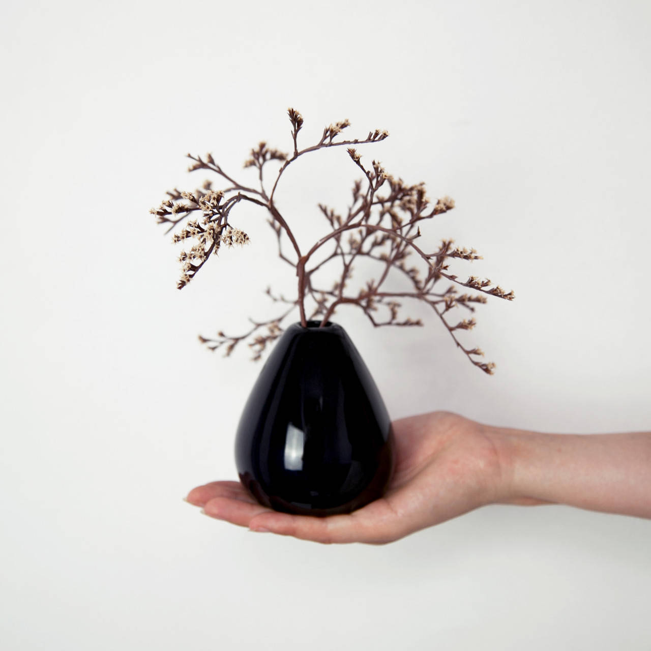 

Ваза керамическая настольная для цветов "PEORE" Черный 9 см Rezon V0820