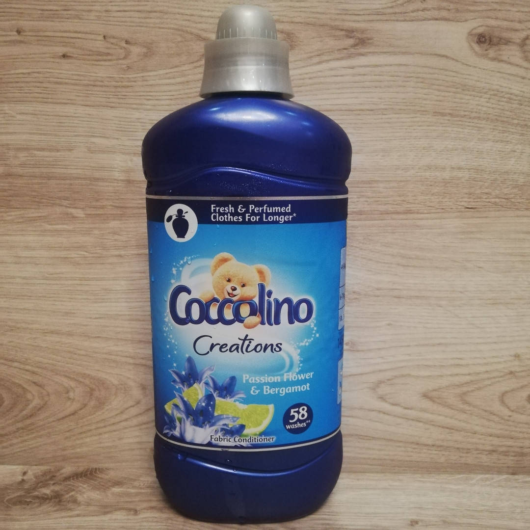 

Кондиционер для белья Coccolino Creations Passion Flower & Bergamot 1450ml