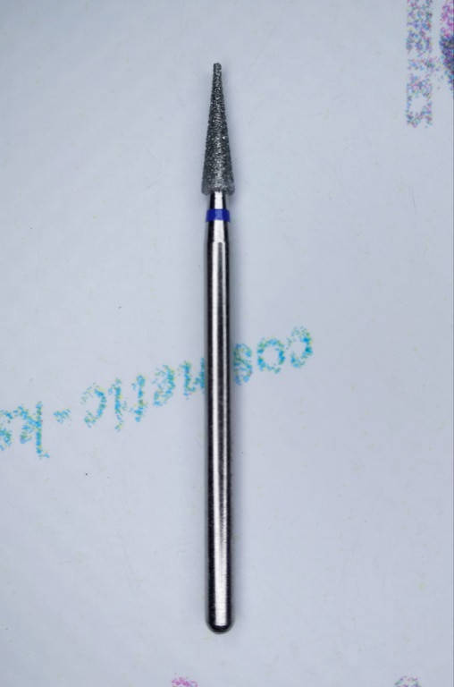 

Алмазная насадка для фрезера 806.104.166.524.025 ( острый конус , d-2.5 мм , синяя насечка ), Синий