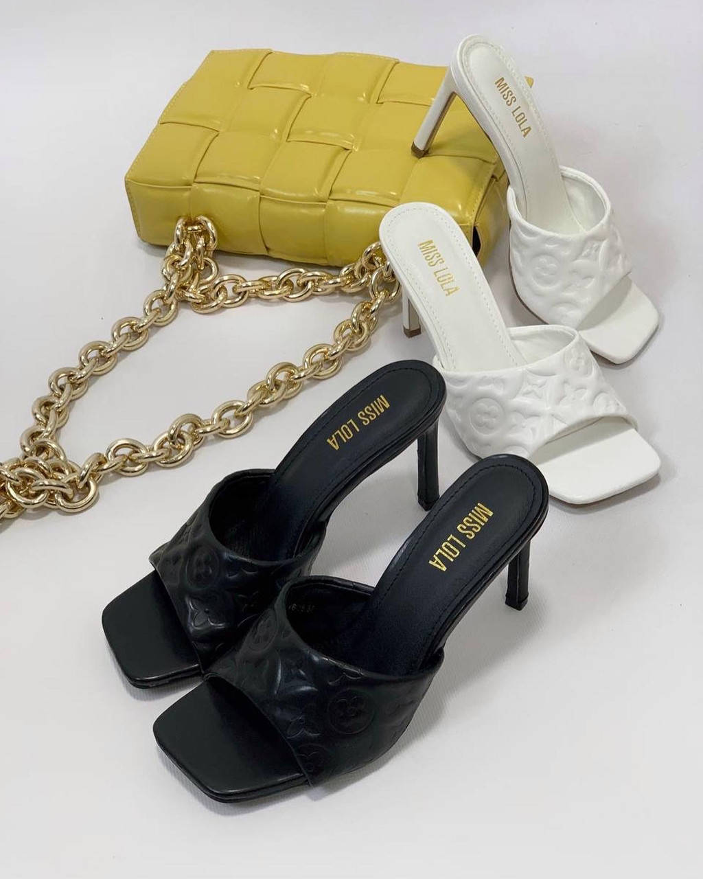 

Сабо женские Шлепанцы на каблуке тиснение Белые , чёрные