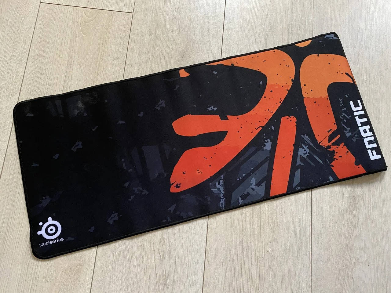 

Игровая поверхность Коврик для мышки Fnatic 90х40 см, Черный