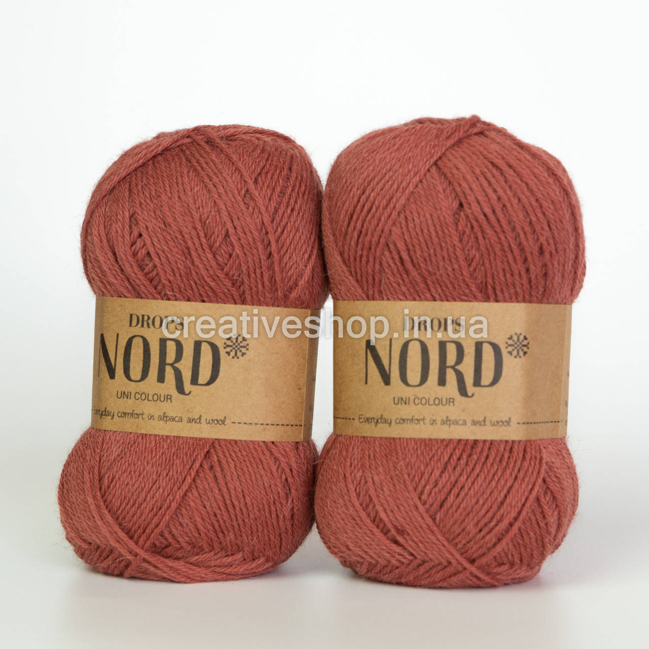 

Пряжа Drops Nord (цвет 21 brick red), Красный