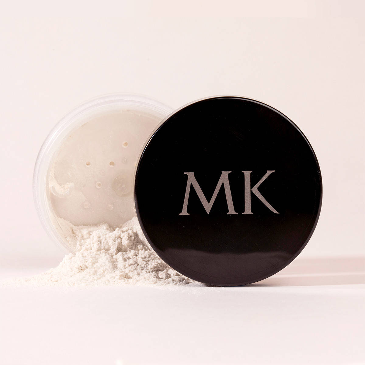

Прозрачная рассыпчатая пудра Mary Kay