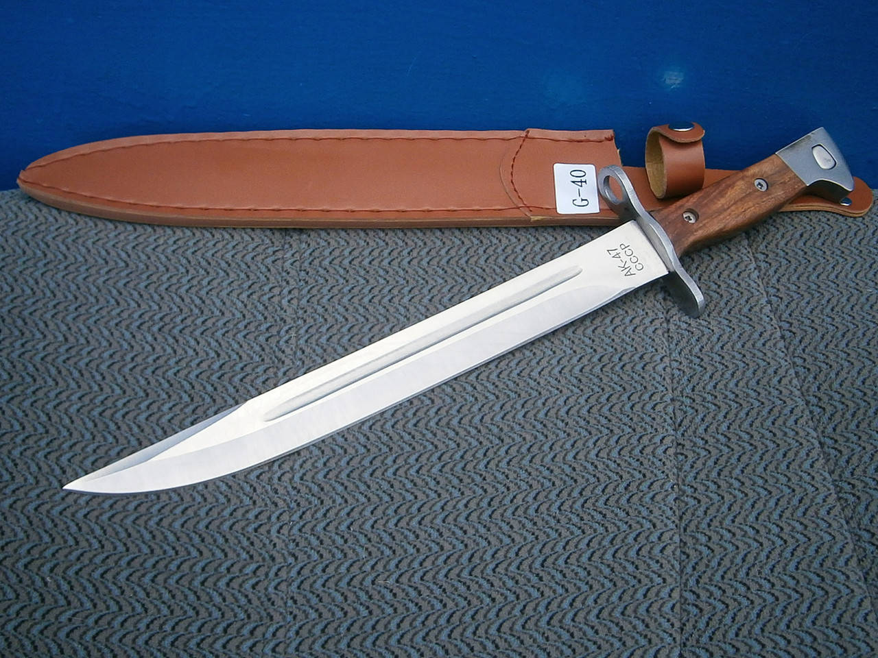 

Ніж "АК - 47 СССР", 40 см. в чохлі.