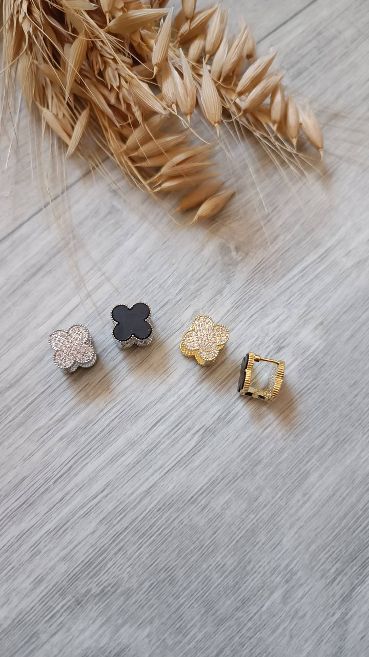 

Серьги Ван Клиф клевер