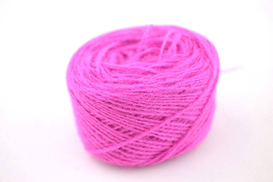 

Акрилові нитки для вишивання №741