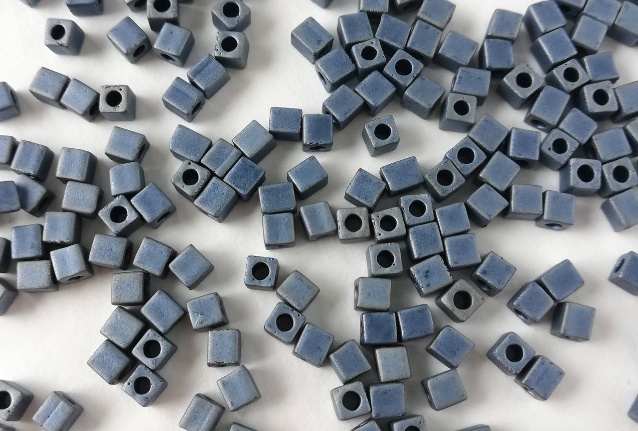 

Miyuki Square Beads 3 мм SB2002 Matted Metallic Silver Grey