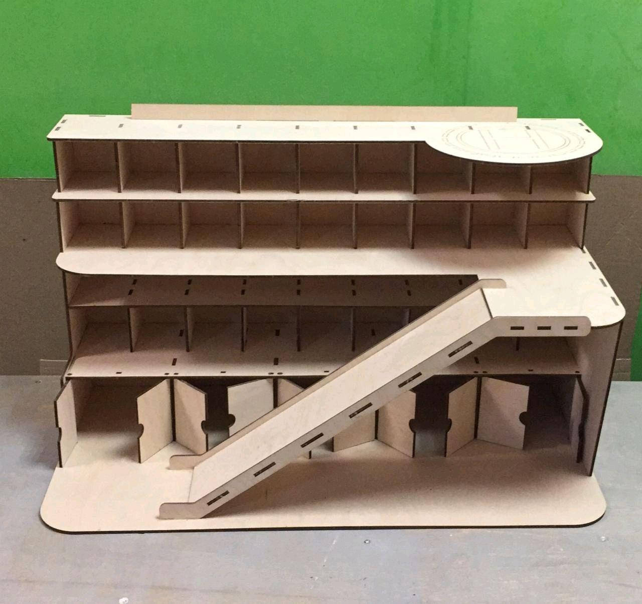 

Игрушка гараж парковка для машинок. Парковка для машинок из дерева.