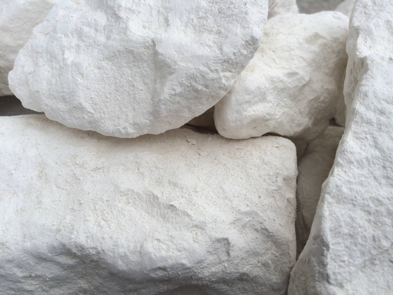 

Мел Артемовский кусковой 100 г, Мел-ок