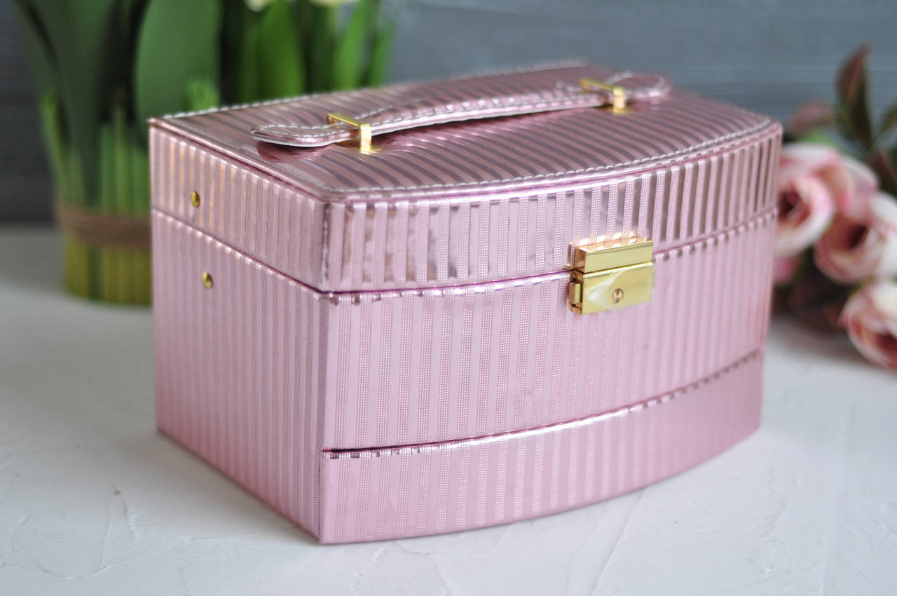 

Шкатулка для прикрас напівавтомат, 22см