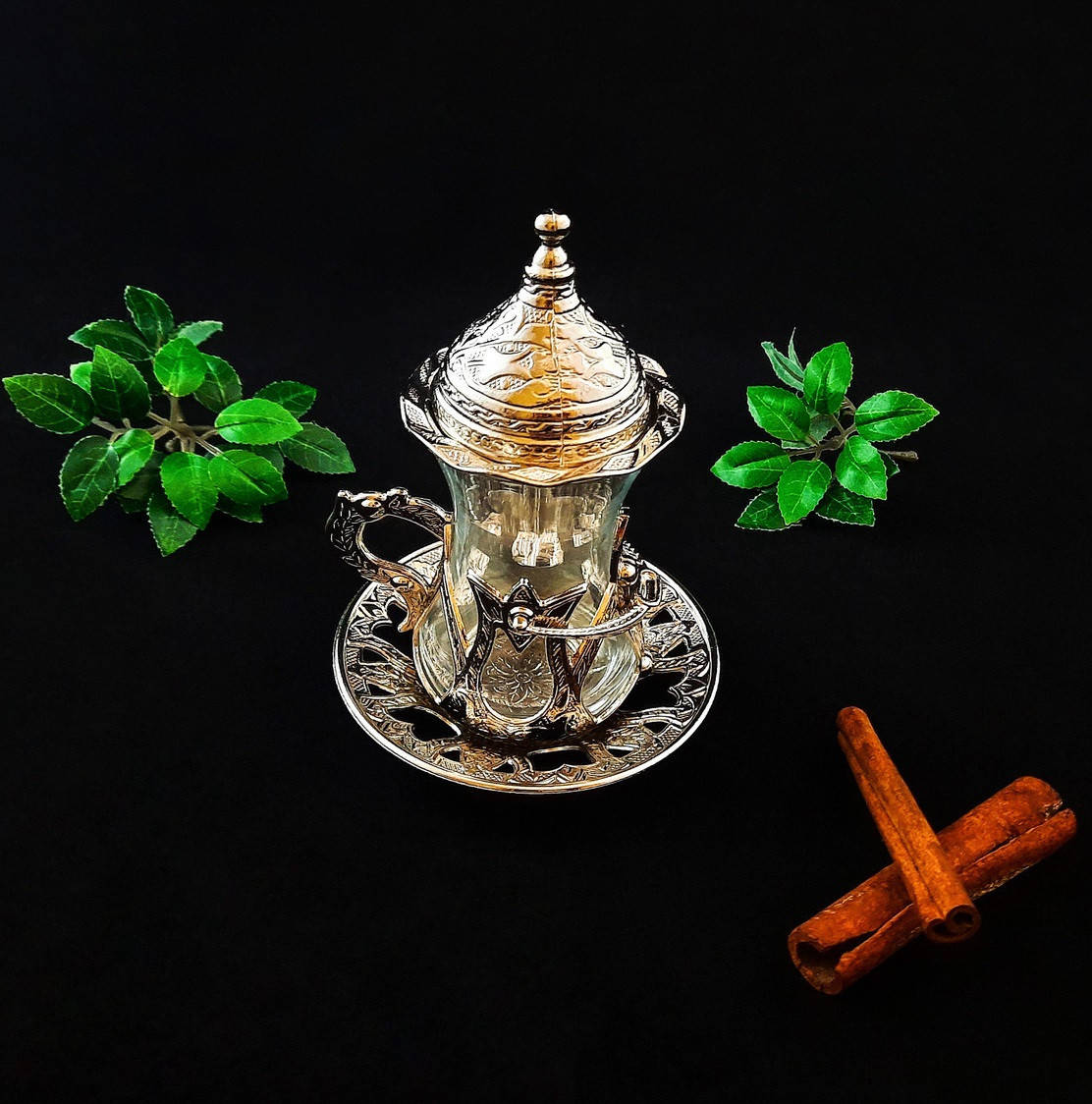 

Турецкий стакан Армуды с лукумницей для чая и кофе. Светлый