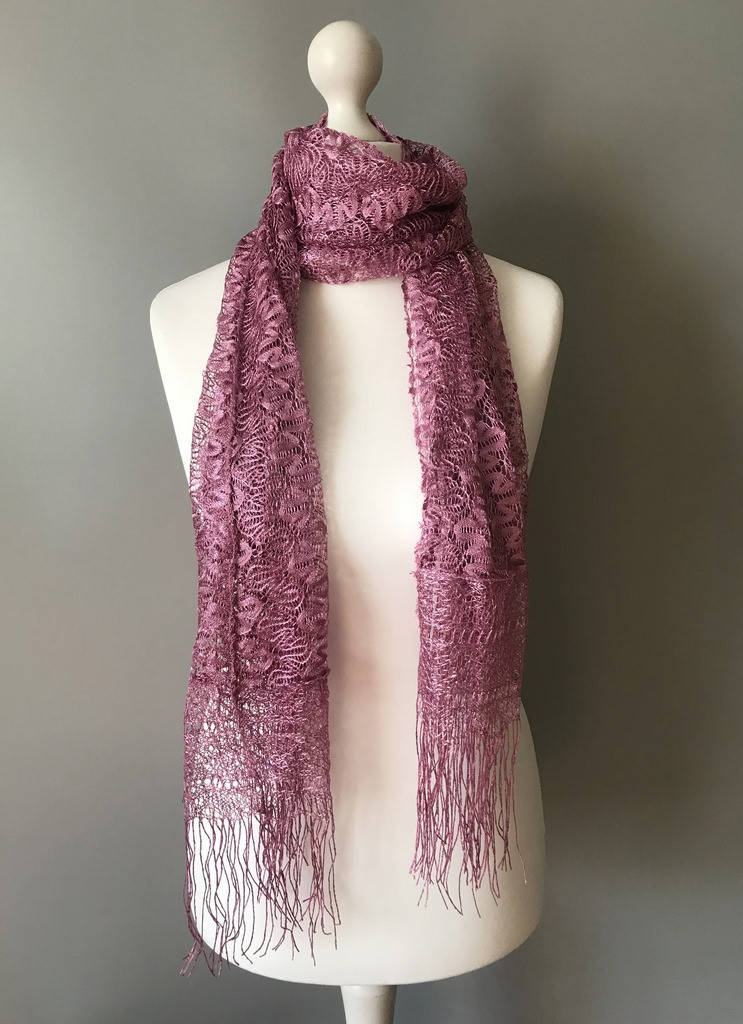 

Шарф ажурный с бахрамой (темная пудра), Разные цвета