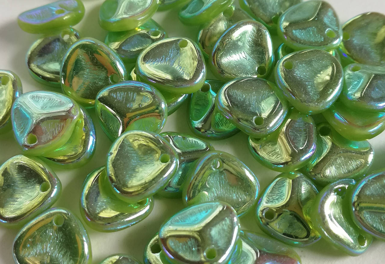 

Rose Petals 8*7 mm (10 шт)