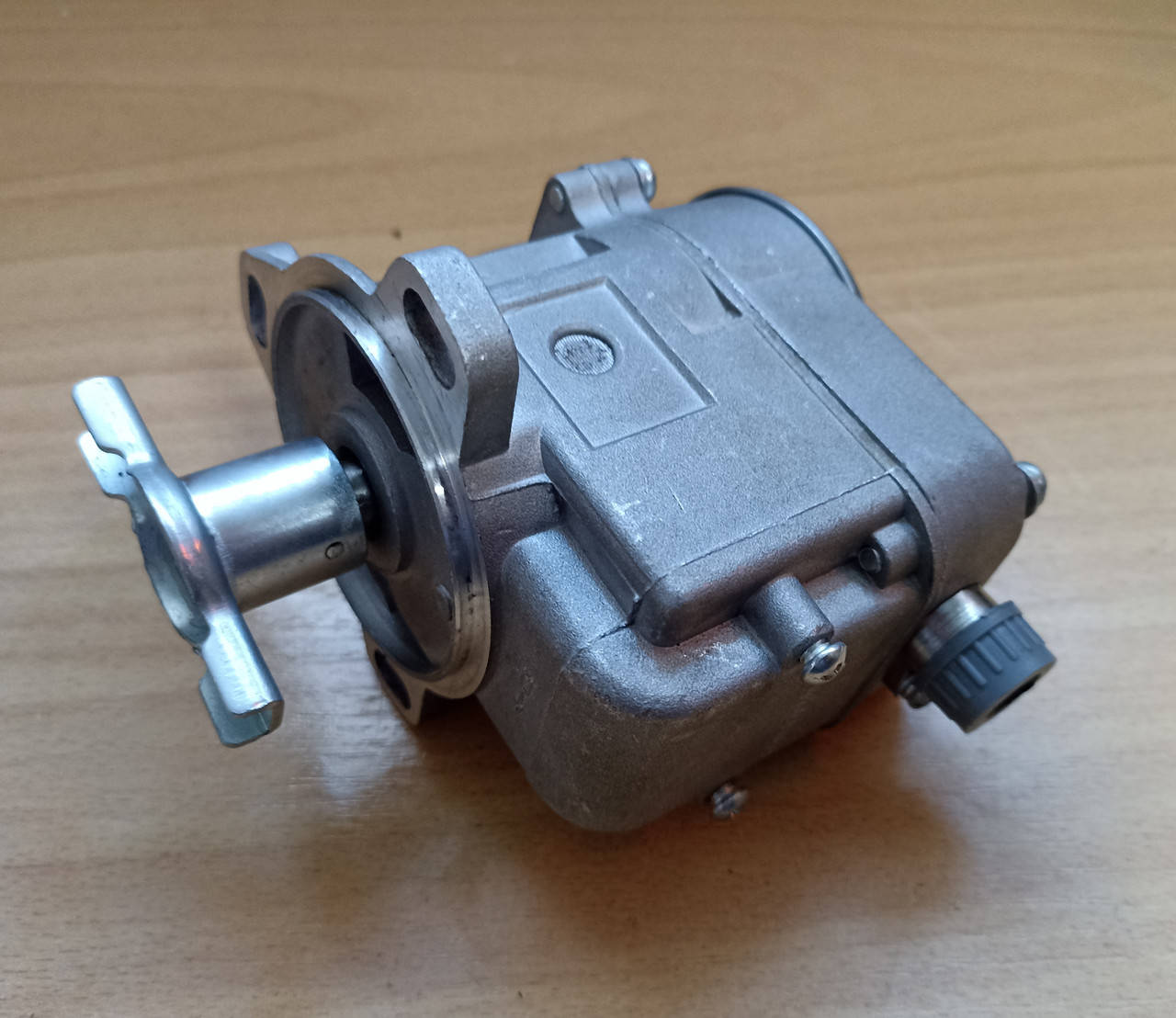 

Магнето контактное М-124 двигателя ПД-10