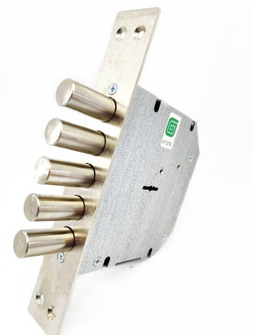 

Замок врезной сувальдный Гардиан 20.01Т длинный ключ