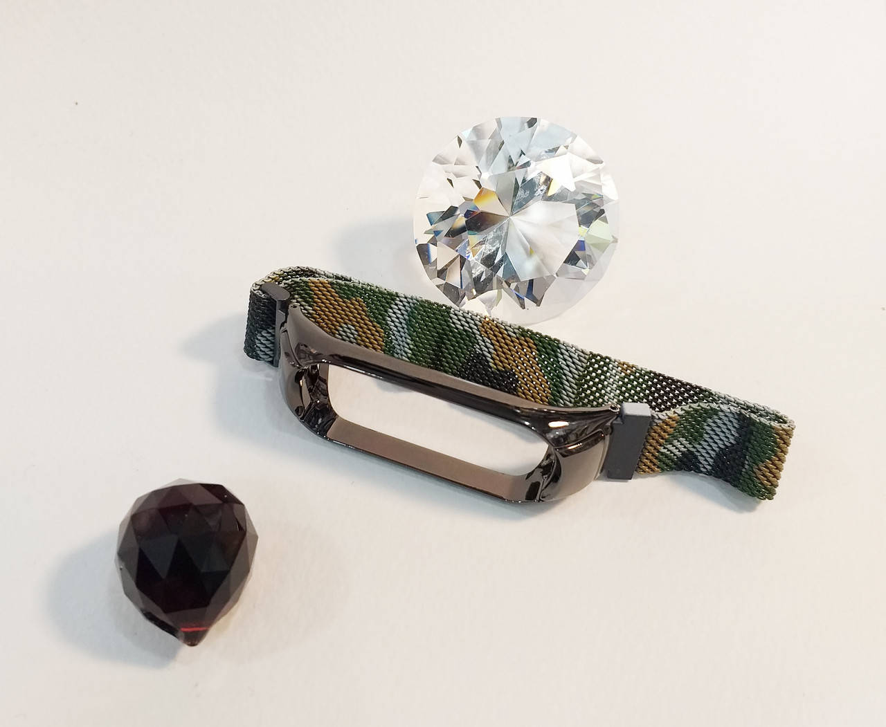 

Браслет-ремешок миланская петля на магните для Mi Band 3,4 и Mi Band 5/6. Цвет камуфляж хаки