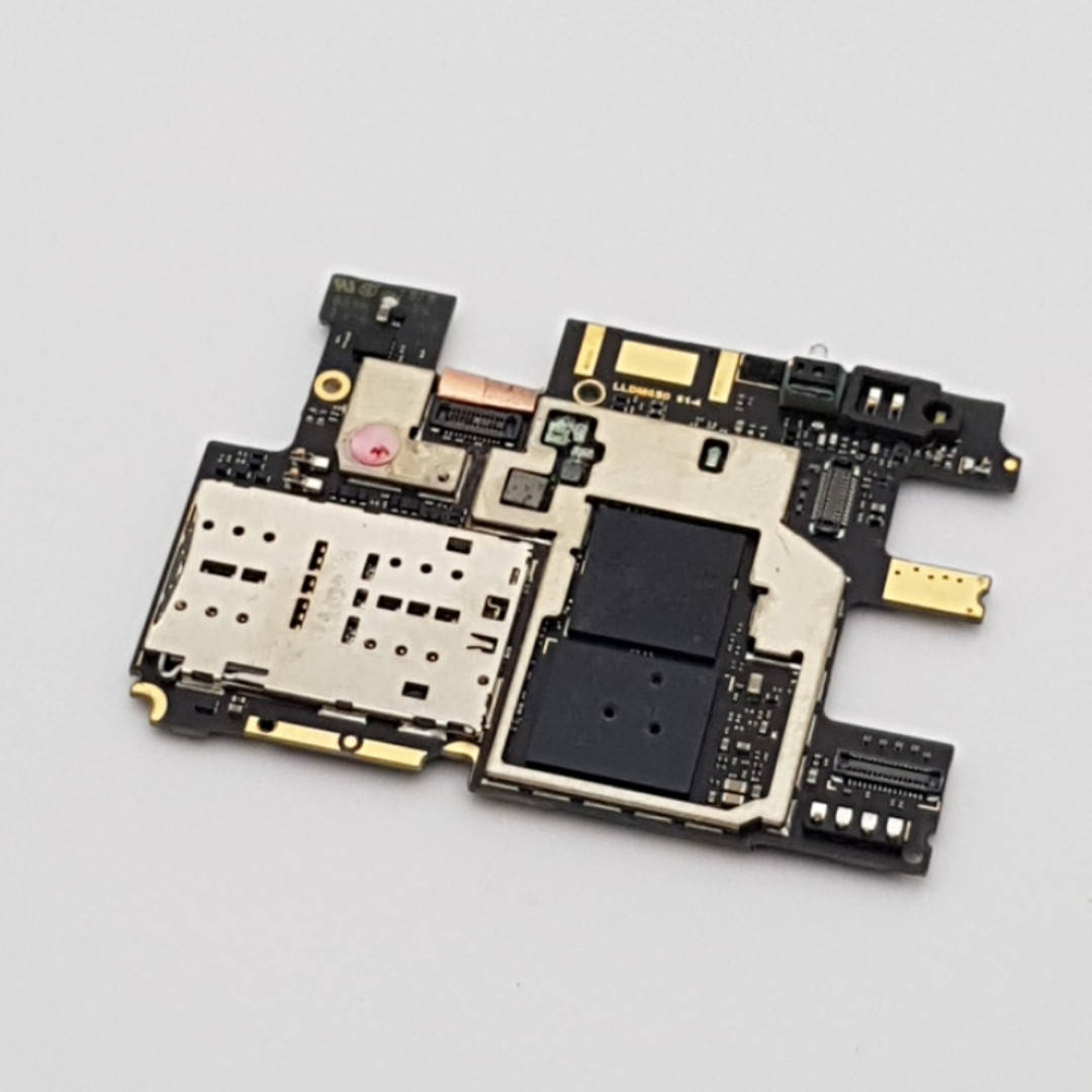 

Нерабочая материнская плата (донор) Xiaomi Redmi Note 5 (нерабочая флэш)