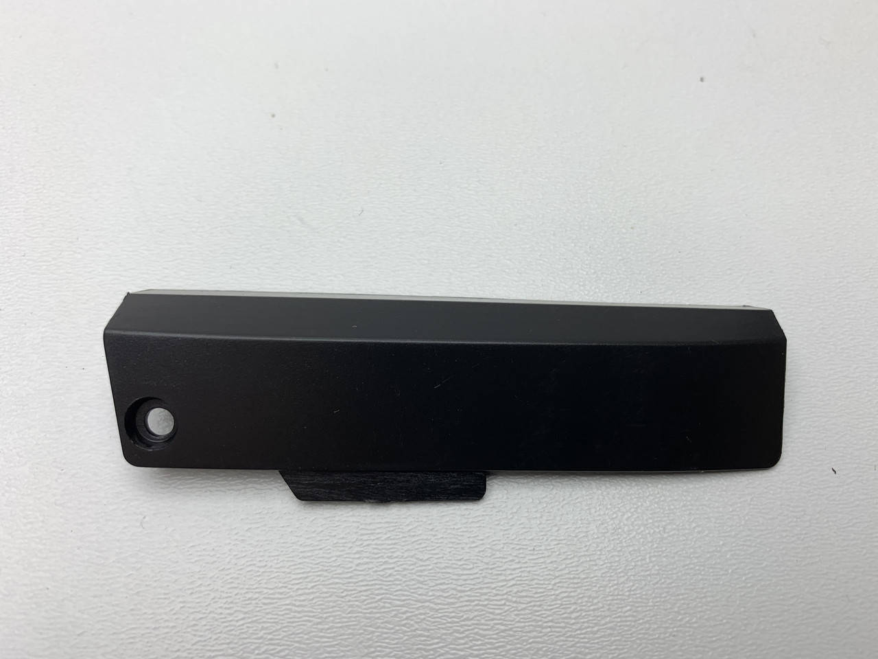 

Lenovo Thinkpad T420S, T420SI, T430S, T430SI Корпус E (сервисный люк HDD) (04W1637) нов