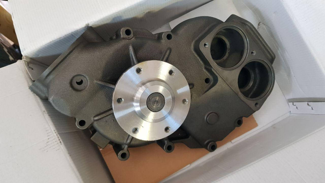 

Помпа MERCEDES AXOR водяной насос om457 Мерседес Аксор ом457