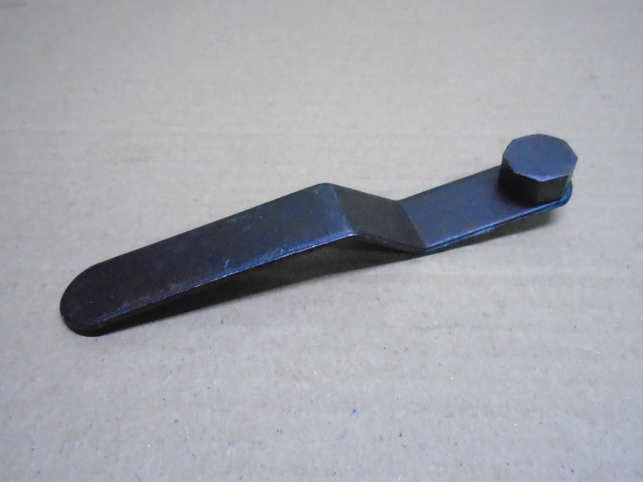 

Ключ головка для регулировки рулевой рейки ВАЗ 2108-21099-2115