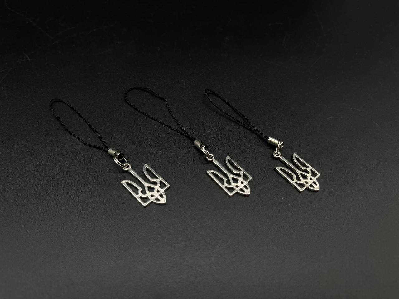 

Тризуб Украины заготовка. Полированный металл. 24х12мм