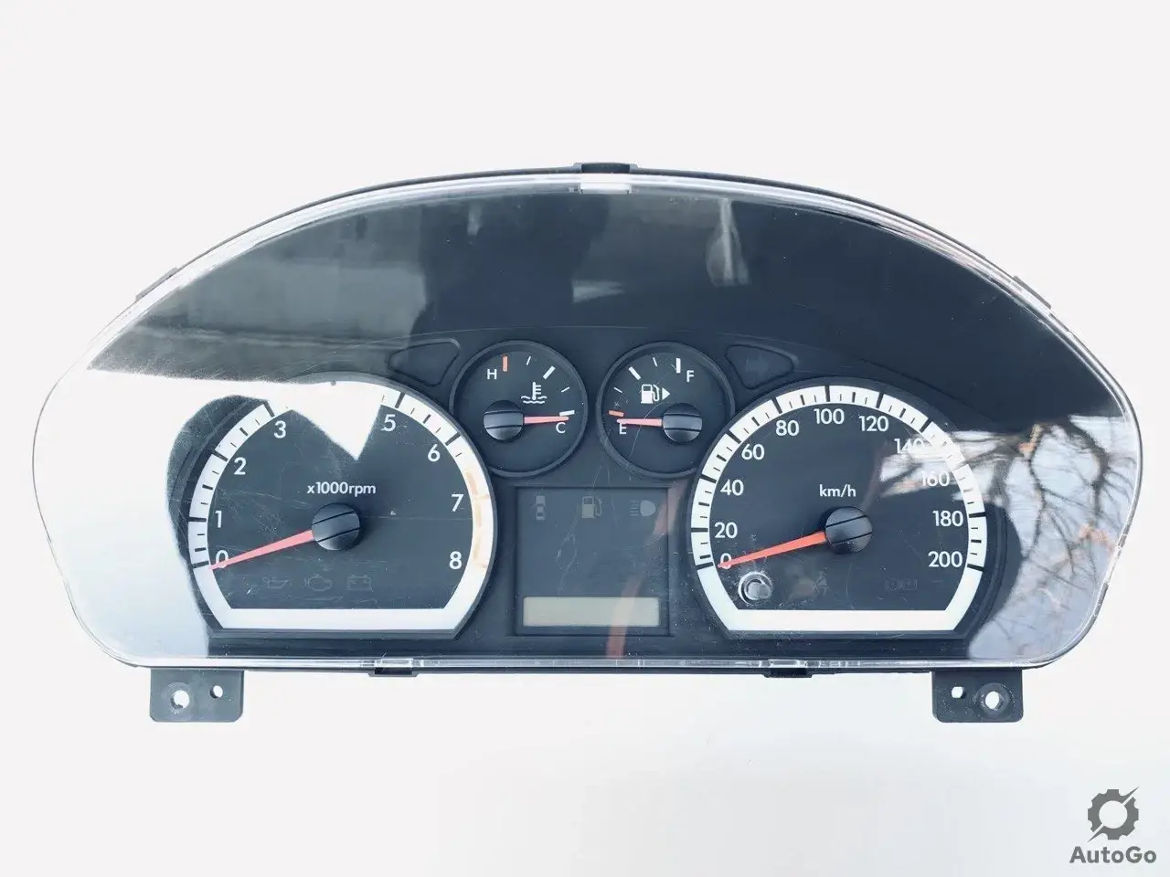 

Панель приборов Chevrolet Aveo T250 96652465