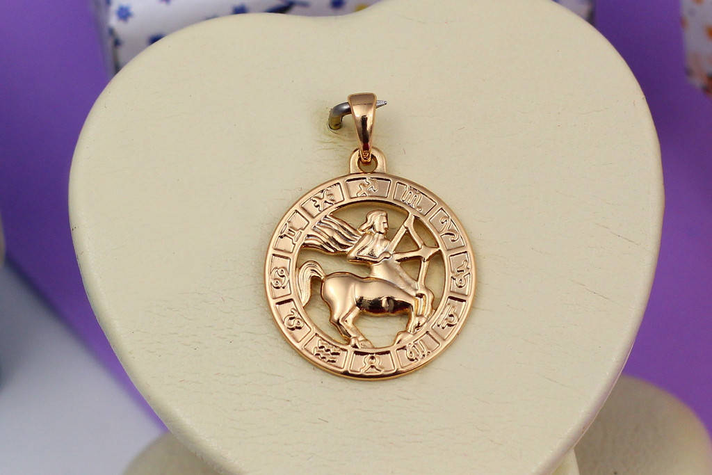 

Кулон зодиак Xuping Jewelry стрелец 2 см золотистый