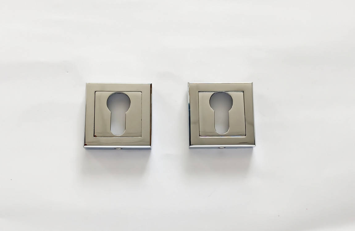 

Накладки под цилиндр Sofia Quadro R41 СP Хром