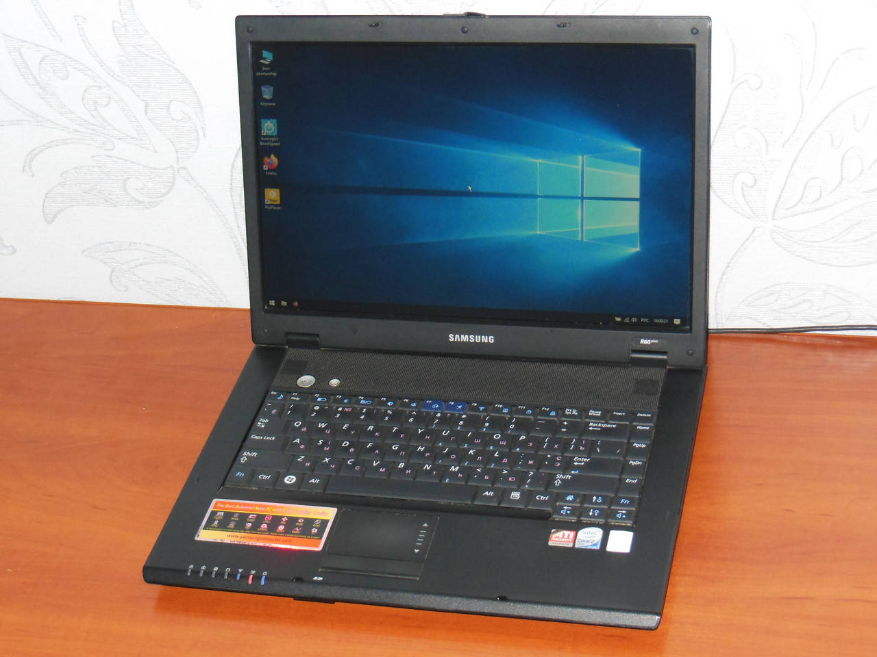 

Ноутбук Samsung R60 Plus - 15,4" - 2 Ядра - Ram 2Gb - HDD 160Gb - Идеал !, Черный