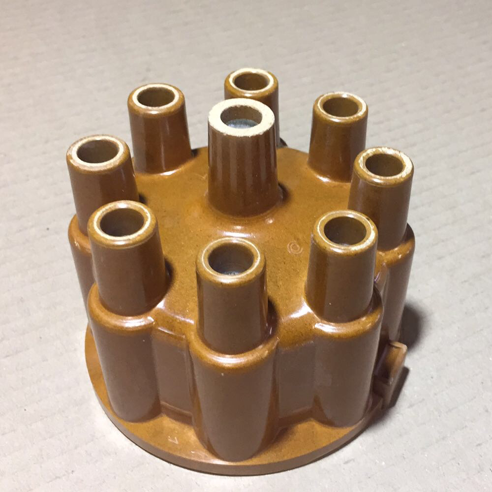 

Крышка распределителя зажигания ГАЗ 53 беcконт. Р351-3706500