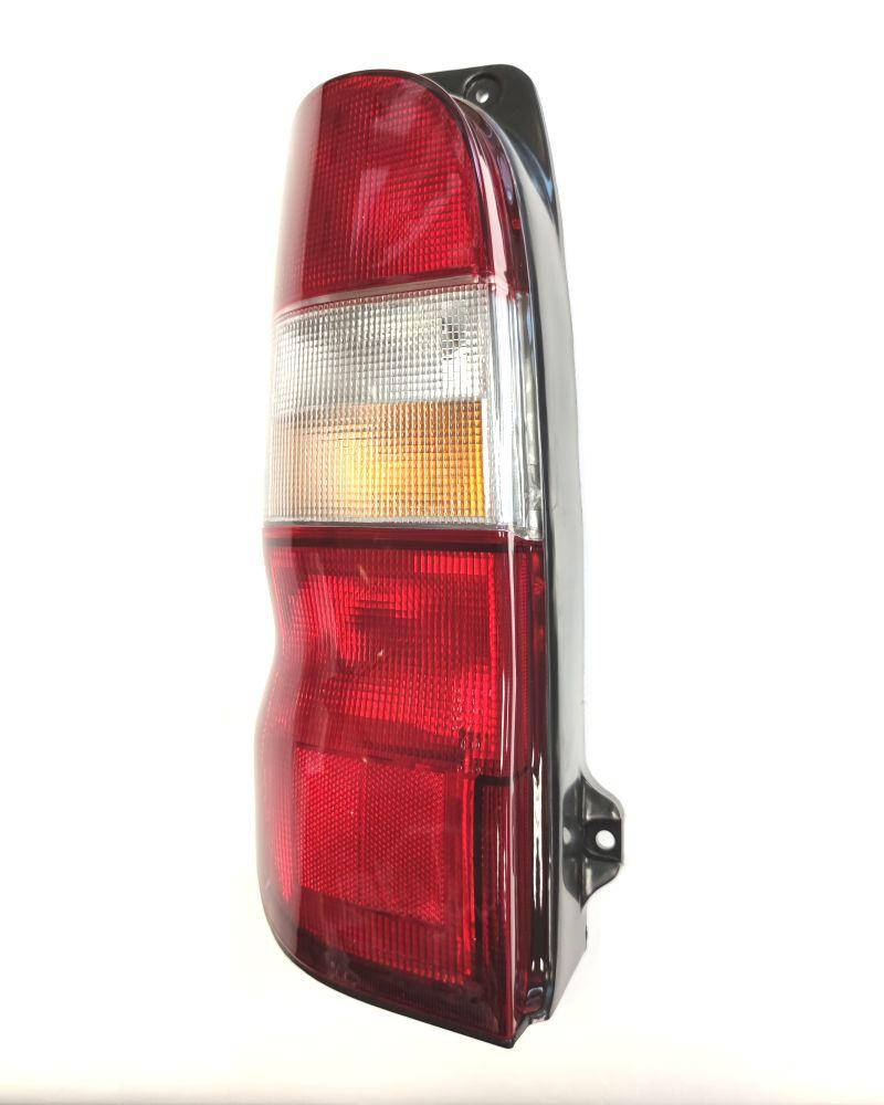

Фонарь Toyota HI-ACE FP 8185 F1-E 8156026130 21219B3L3UE 816687E 8156026130