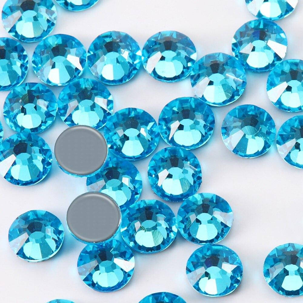 

Стразы термоклеевые Premium. Aquamarine. SS 16 Hot Fix 100 шт.