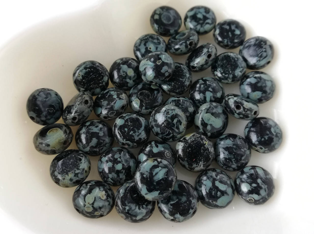 

Preciosa Candy 8 мм. Чеські скляні намистини 1 шт