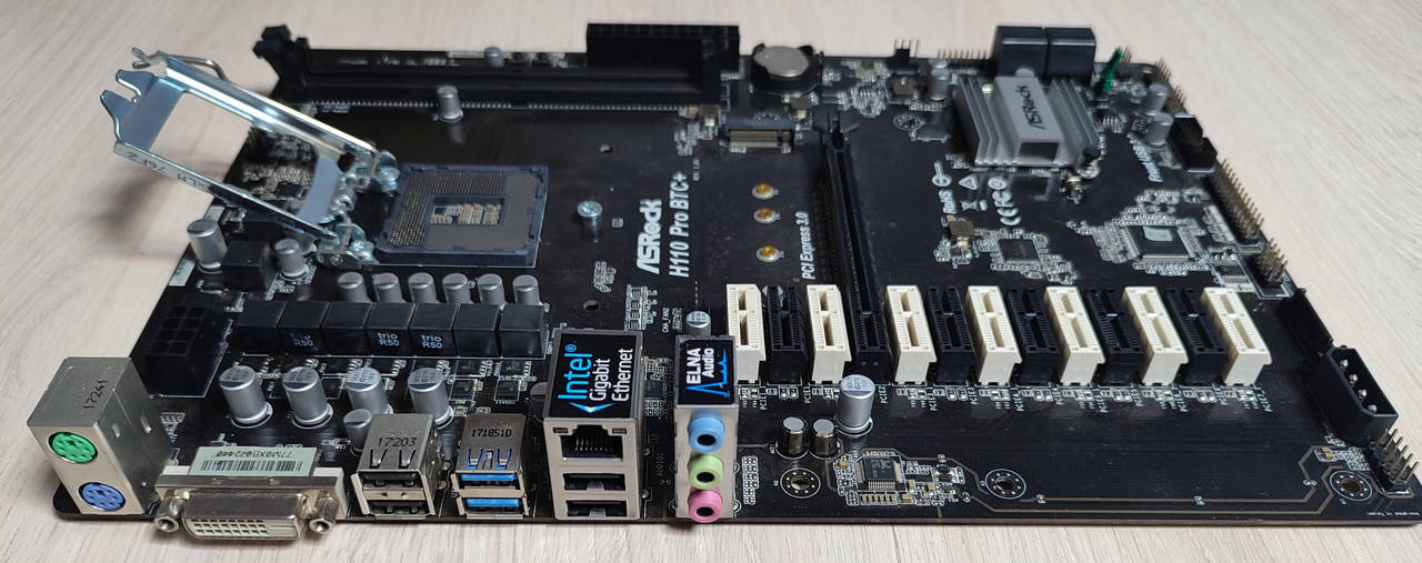 

Мат. плата S1151 Asrock H110 Pro BTC+ (13 видеокарт) б/у