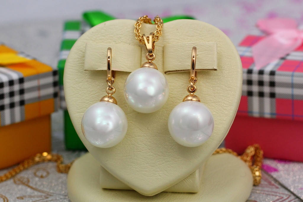 

Набор Xuping Jewelry серьги подвески и кулон с жемчугом 12 мм золотистый