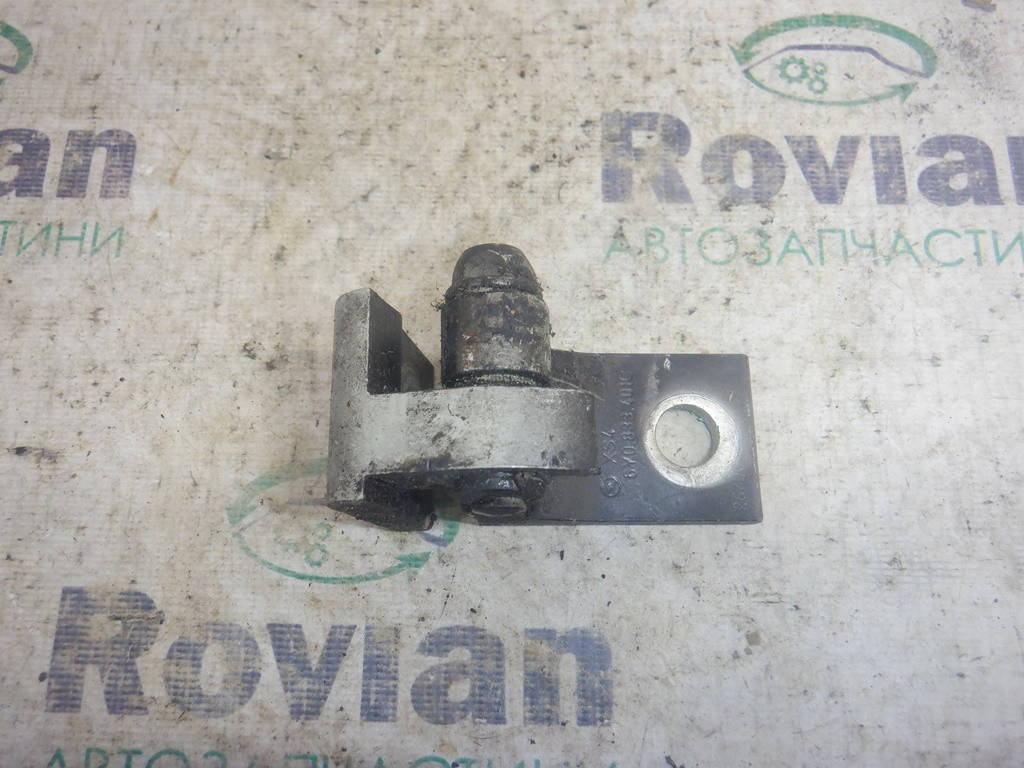 

Б/У Петля двери верхняя задняя левая Skoda OCTAVIA 2 A5 2004-2009 (Шкода Октавия а5), 6Y0833401C (БУ-214749)