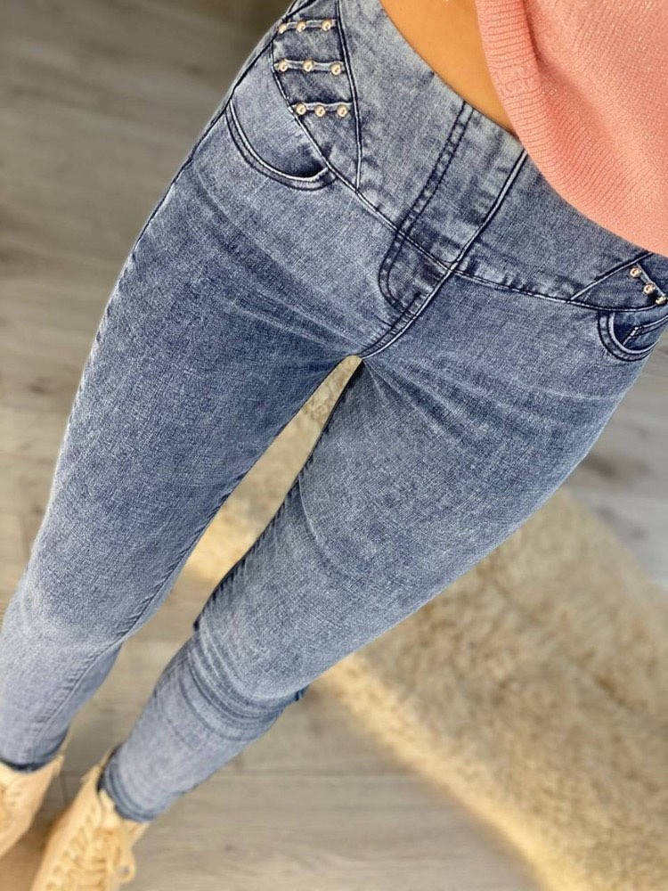 

Модные молодежные джегинсы с высокой посадкой