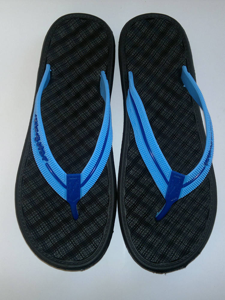 

Подростковые вьетнамки с массажным эффектом для мальчика ( р. 36-41), Разные цвета