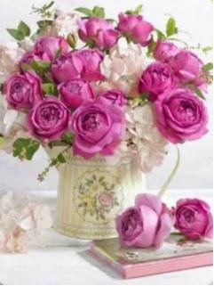 

Алмазная мозаика Розовая нежность на подрамнике 30*40см (11054-4)