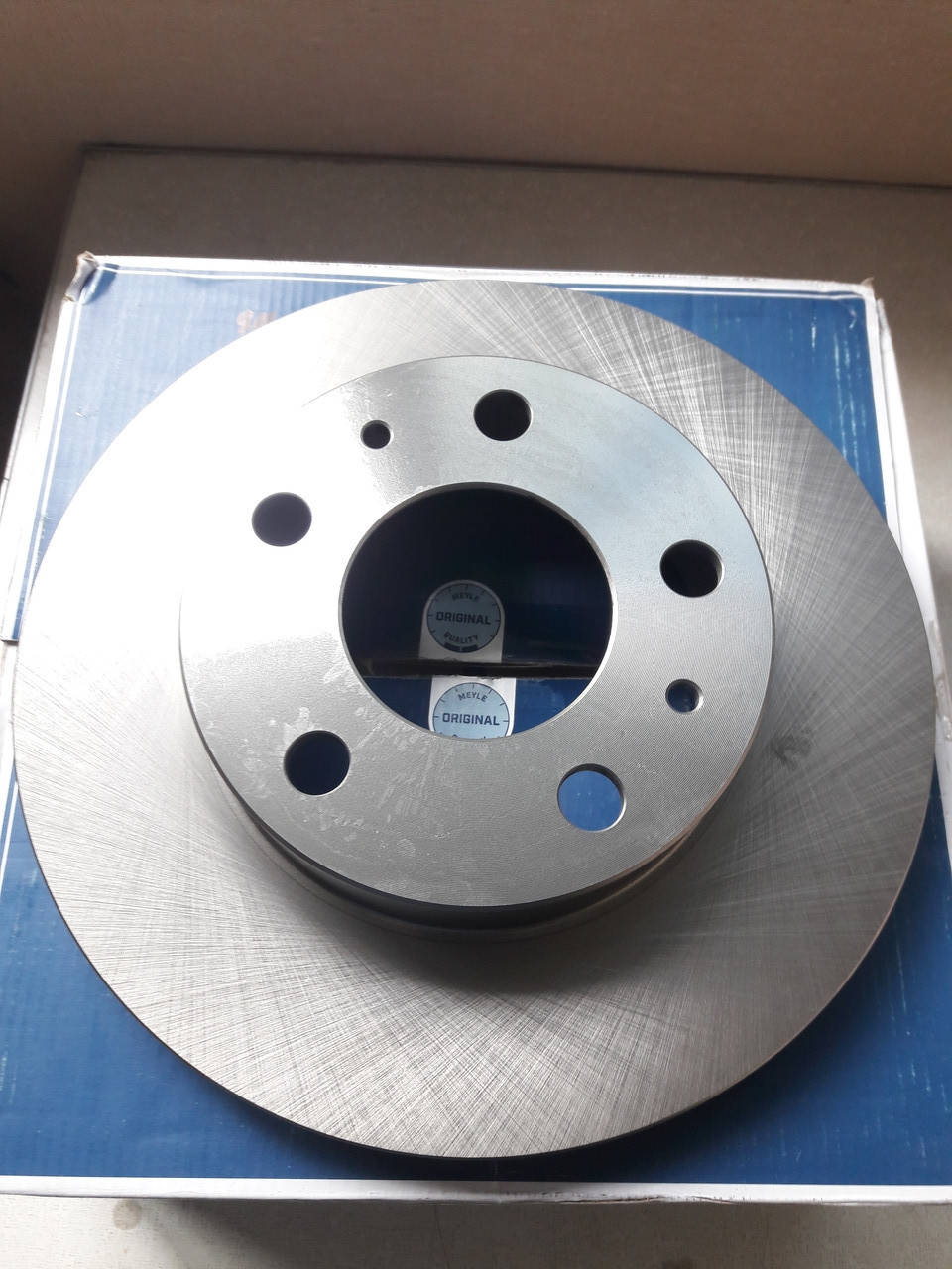 

Тормозной диск перед R16 на Fiat Ducato 250, Peugeot Boxer 3, Citroen Jumper (2006-2014), 1607872280, 4249H2