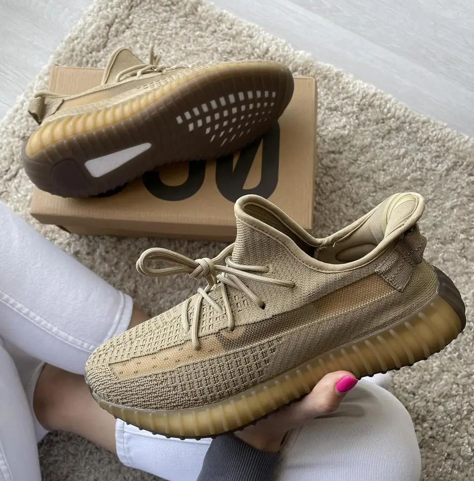 

Мужские летние кроссовки Adidas Yeezy Boost 350 хаки койот коричневые