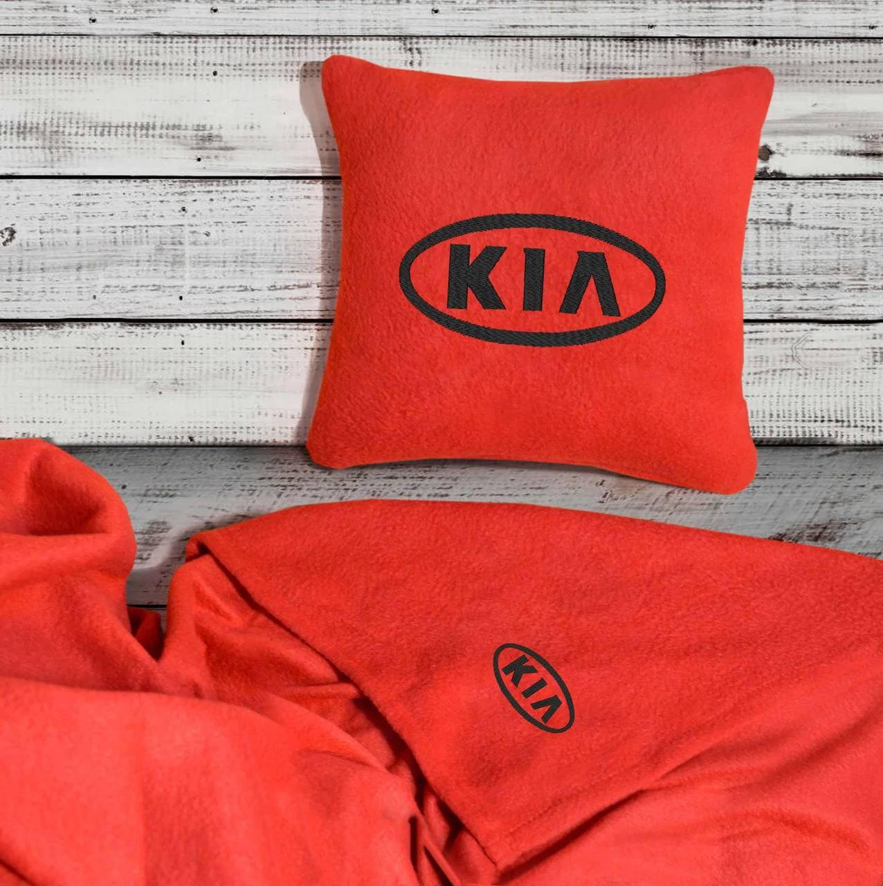

Плед с подушкой в машину с логотипом авто KIA
